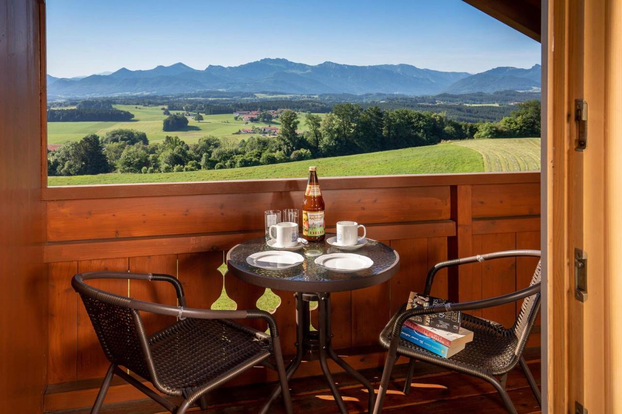 Berg Hotel Weingarten Garni Rimsting Exterior photo